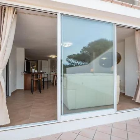 - 1 Min Walk From