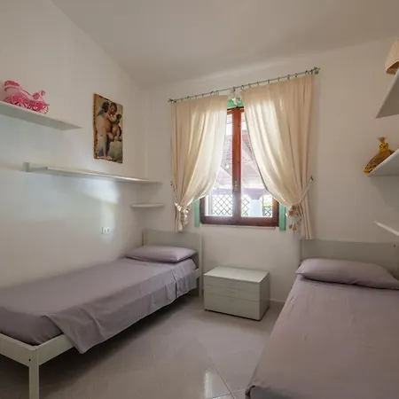 - 1 Min Walk From Villa Porto Pino