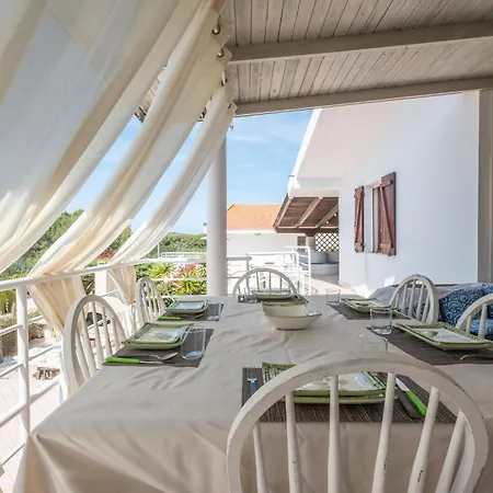 Villa - 1 Min Walk From *