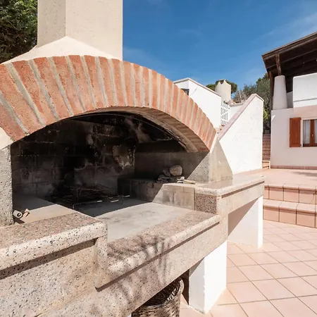Villa - 1 Min Walk From