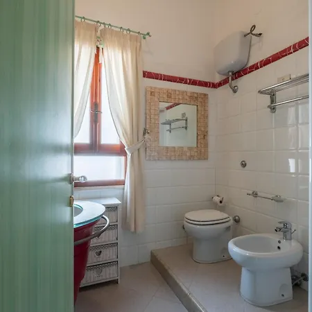 Villa - 1 Min Walk From Porto Pino